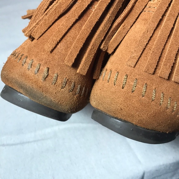 Minnetonka Boots - Picture 8 of 8